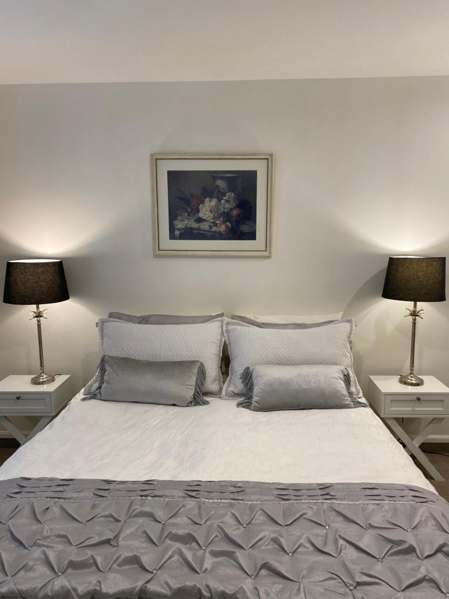 Maison Blue - Chic Garden Apartment 纳皮尔 外观 照片